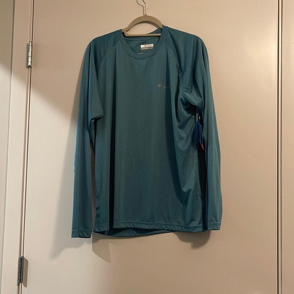 Men’s Columbia long sleeve